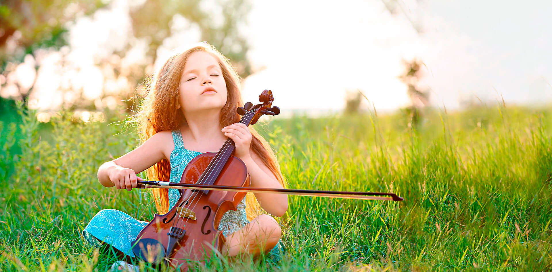 Уроки скрипки в Монтессори центре