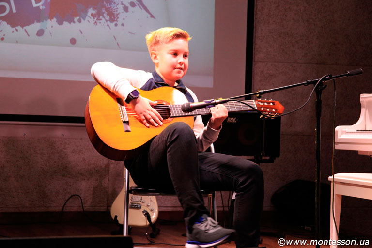Уроки гитары Киев